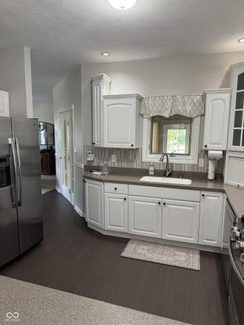 84 Racquet Court Greenwood IN 46142