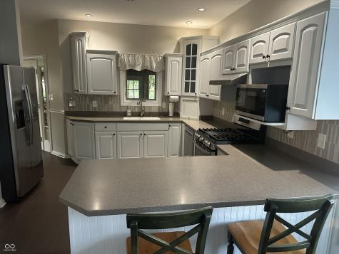 84 Racquet Court Greenwood IN 46142