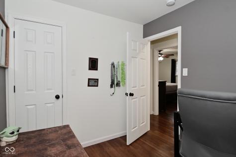 25 Angela Court Beech Grove IN 46107
