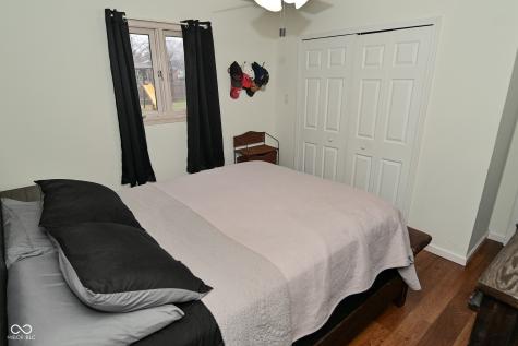 25 Angela Court Beech Grove IN 46107