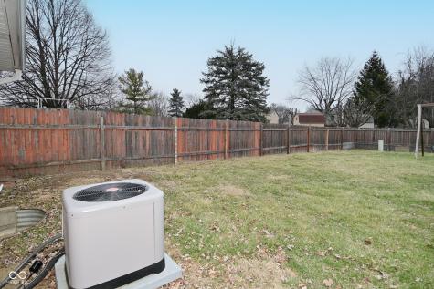 25 Angela Court Beech Grove IN 46107