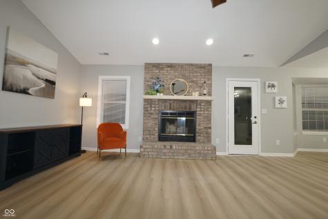7646 Dancy Drive Indianapolis IN 46239