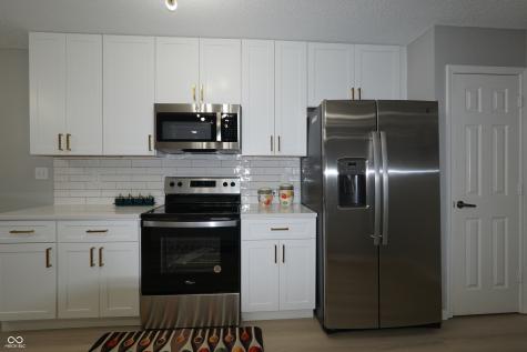 7646 Dancy Drive Indianapolis IN 46239