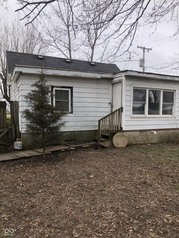 132 Southeast Street Charlottesville IN 46117