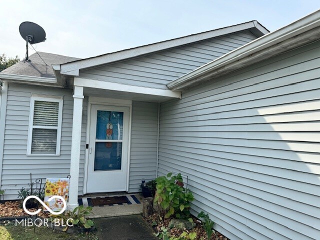 3033 Everbloom Way Indianapolis IN 46217
