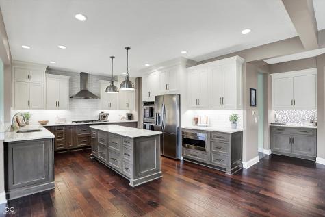 10235 Normandy Way Fishers IN 46040