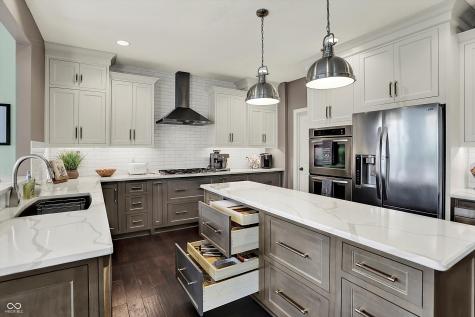 10235 Normandy Way Fishers IN 46040