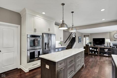10235 Normandy Way Fishers IN 46040