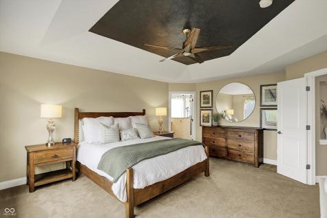 10235 Normandy Way Fishers IN 46040
