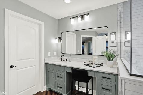 10235 Normandy Way Fishers IN 46040