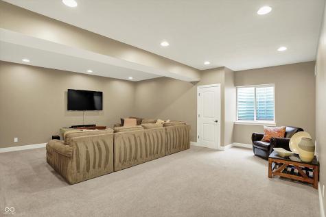 10235 Normandy Way Fishers IN 46040