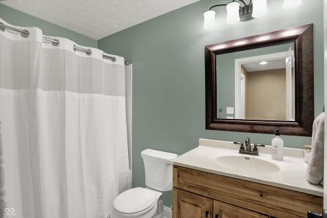10235 Normandy Way Fishers IN 46040