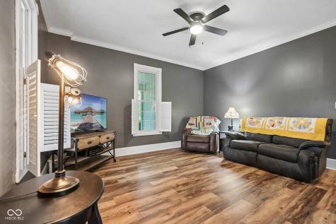 211 Whiteland Road Whiteland IN 46184