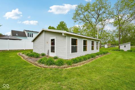 211 Whiteland Road Whiteland IN 46184