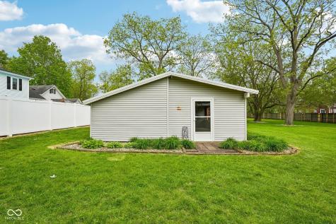 211 Whiteland Road Whiteland IN 46184