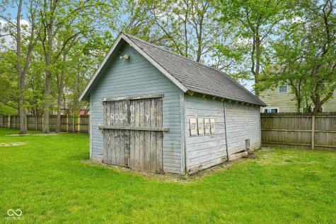 211 Whiteland Road Whiteland IN 46184