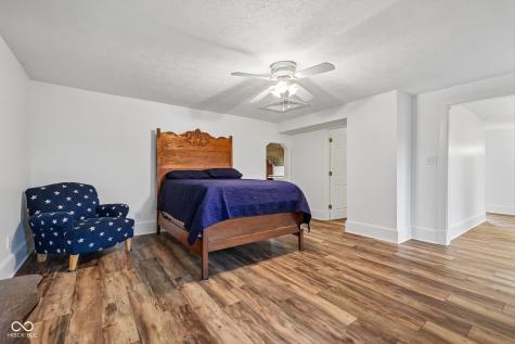 211 Whiteland Road Whiteland IN 46184