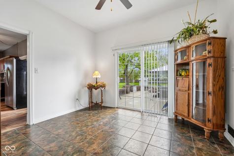 211 Whiteland Road Whiteland IN 46184