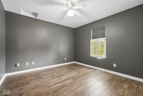 211 Whiteland Road Whiteland IN 46184