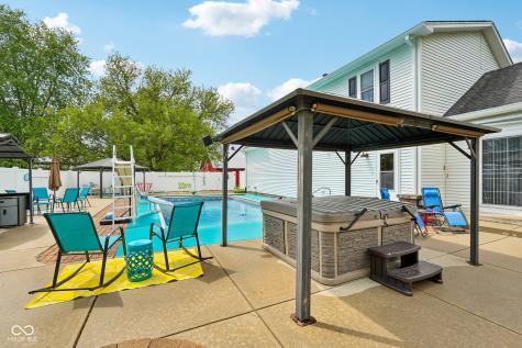 211 Whiteland Road Whiteland IN 46184