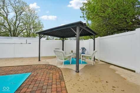 211 Whiteland Road Whiteland IN 46184