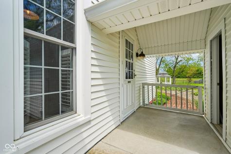 211 Whiteland Road Whiteland IN 46184