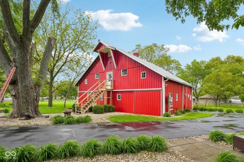 211 Whiteland Road Whiteland IN 46184
