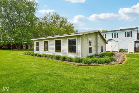 211 Whiteland Road Whiteland IN 46184