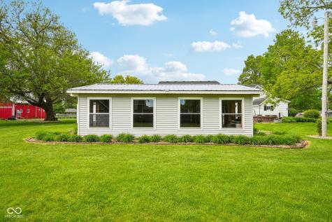 211 Whiteland Road Whiteland IN 46184