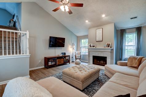17821 Village Center Drive Noblesville IN 46062
