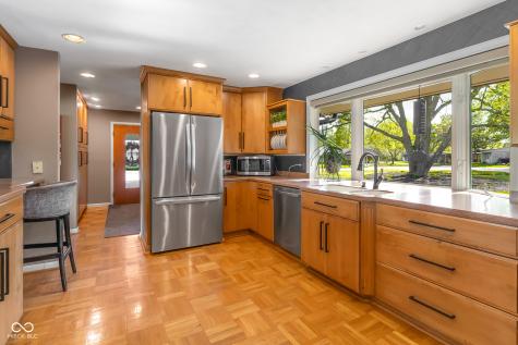 309 Flatrock Drive Columbus IN 47201