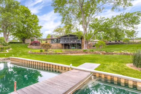 309 Flatrock Drive Columbus IN 47201