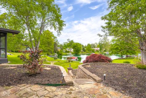 309 Flatrock Drive Columbus IN 47201