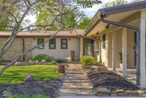 309 Flatrock Drive Columbus IN 47201