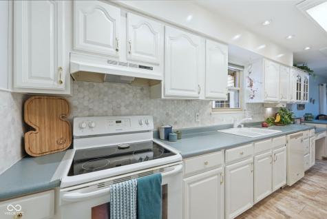 1819 Hibiscus Drive Indianapolis IN 46219