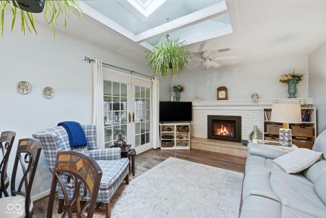 1819 Hibiscus Drive Indianapolis IN 46219