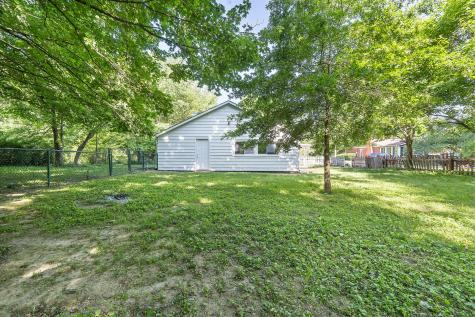 2047 N County Road 600 E Avon IN 46123