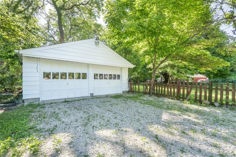 2047 N County Road 600 E Avon IN 46123