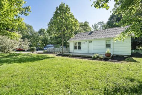 2047 N County Road 600 E Avon IN 46123