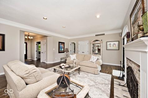 10627 Thorny Ridge Trace Fishers IN 46037