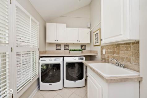 10627 Thorny Ridge Trace Fishers IN 46037
