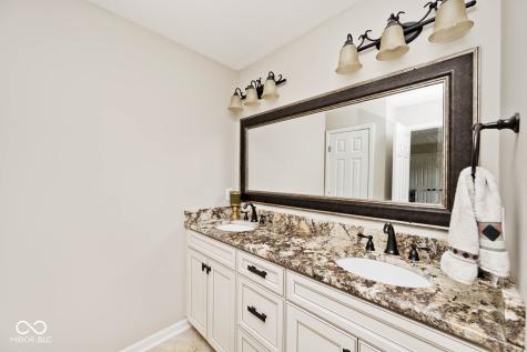 10627 Thorny Ridge Trace Fishers IN 46037
