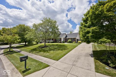 10627 Thorny Ridge Trace Fishers IN 46037