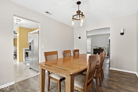 9423 Grandview Court Noblesville IN 46060