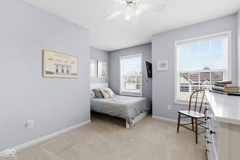 9423 Grandview Court Noblesville IN 46060