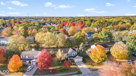 9423 Grandview Court Noblesville IN 46060