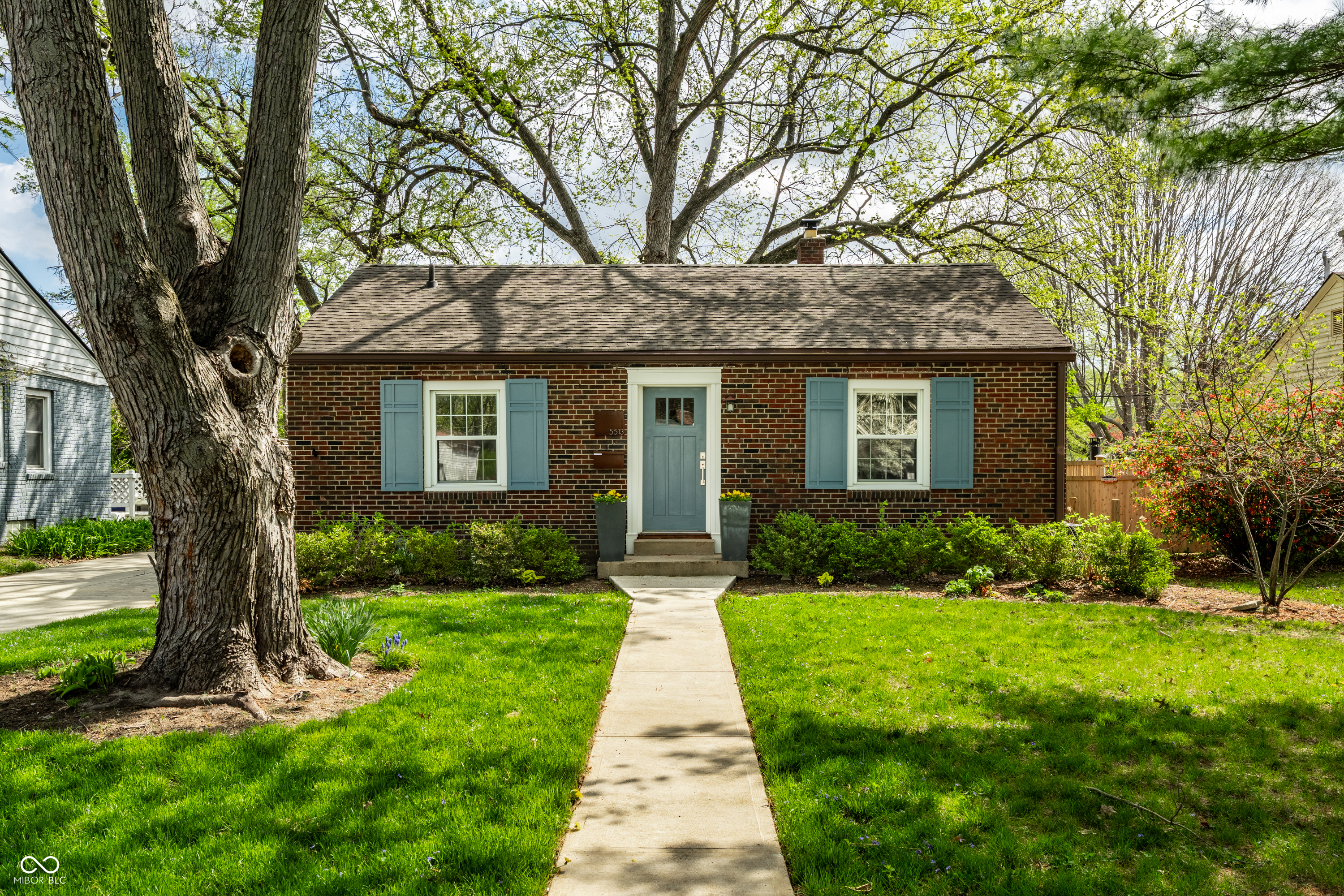 5513 Indianola Avenue Indianapolis IN 46220