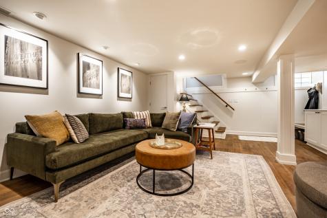 5513 Indianola Avenue Indianapolis IN 46220