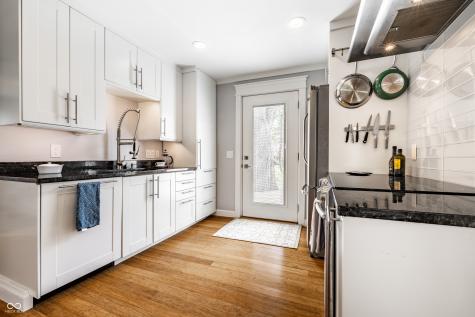 5513 Indianola Avenue Indianapolis IN 46220