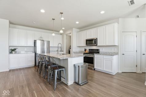 9287 Prospect Way Avon IN 46123